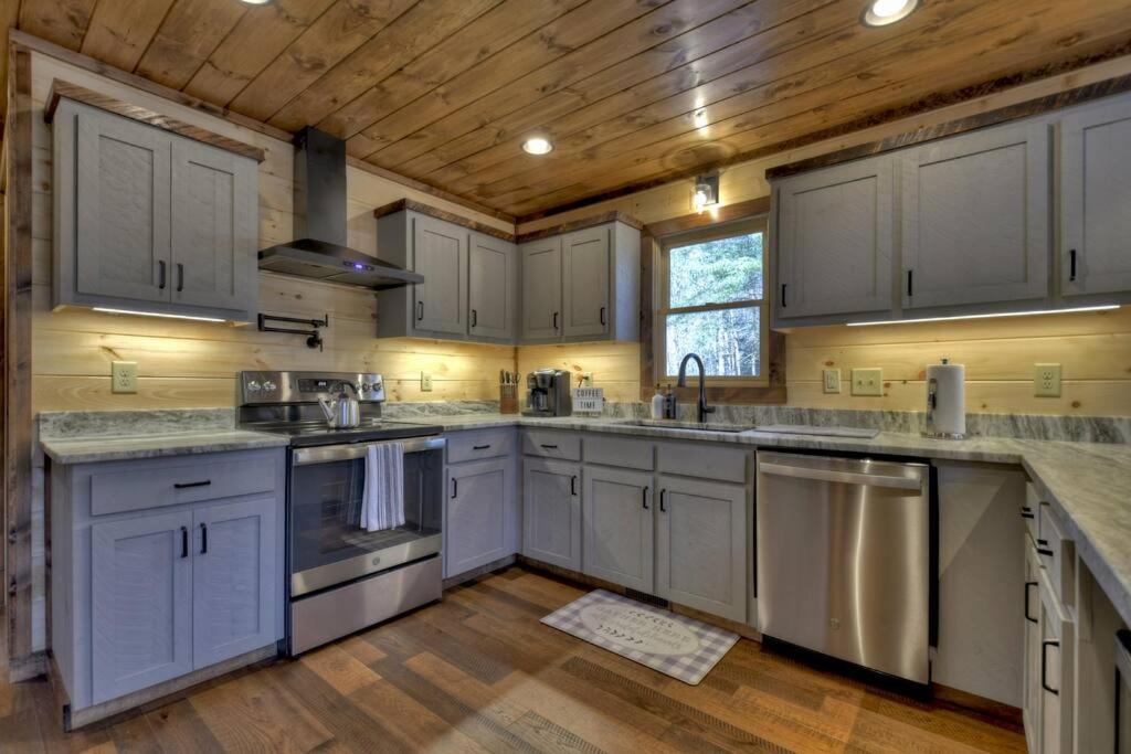 Villa Rosewood Retreat - Hot Tub Fire Pit Pool Table Blue Ridge Esterno foto