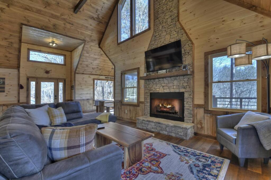 Villa Rosewood Retreat - Hot Tub Fire Pit Pool Table Blue Ridge Esterno foto