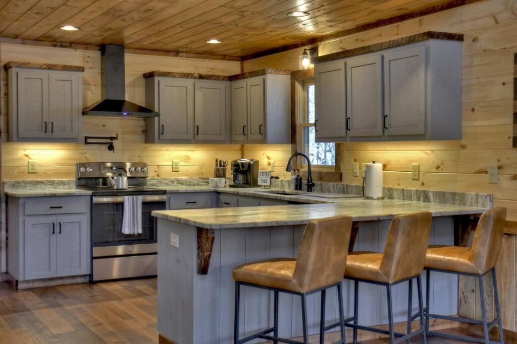 Villa Rosewood Retreat - Hot Tub Fire Pit Pool Table Blue Ridge Esterno foto