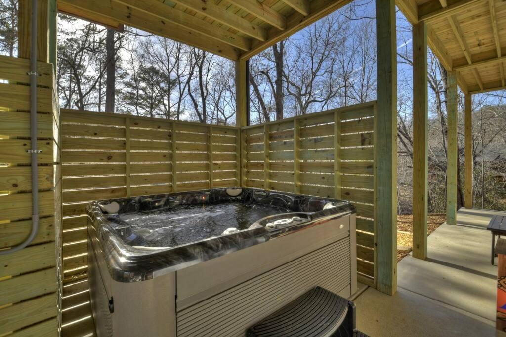 Villa Rosewood Retreat - Hot Tub Fire Pit Pool Table Blue Ridge Esterno foto