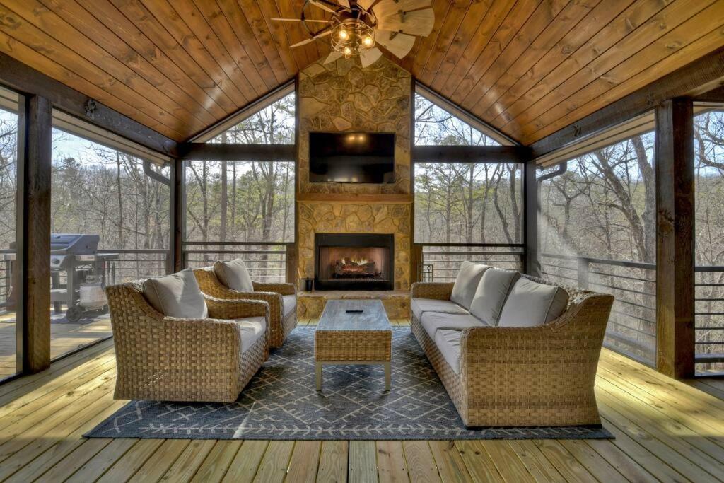 Villa Rosewood Retreat - Hot Tub Fire Pit Pool Table Blue Ridge Esterno foto