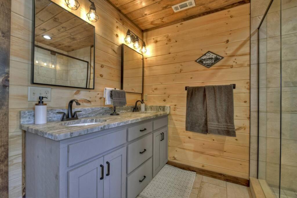 Villa Rosewood Retreat - Hot Tub Fire Pit Pool Table Blue Ridge Esterno foto