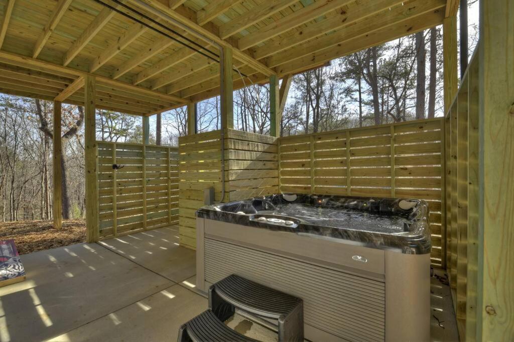 Villa Rosewood Retreat - Hot Tub Fire Pit Pool Table Blue Ridge Esterno foto