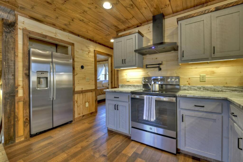 Villa Rosewood Retreat - Hot Tub Fire Pit Pool Table Blue Ridge Esterno foto