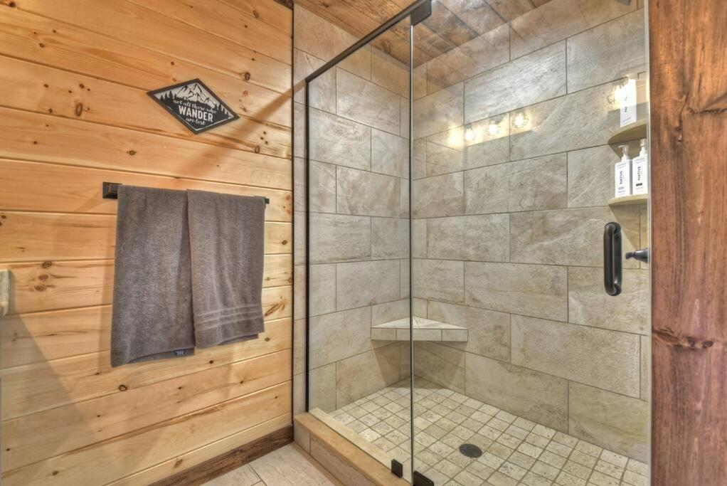 Villa Rosewood Retreat - Hot Tub Fire Pit Pool Table Blue Ridge Esterno foto